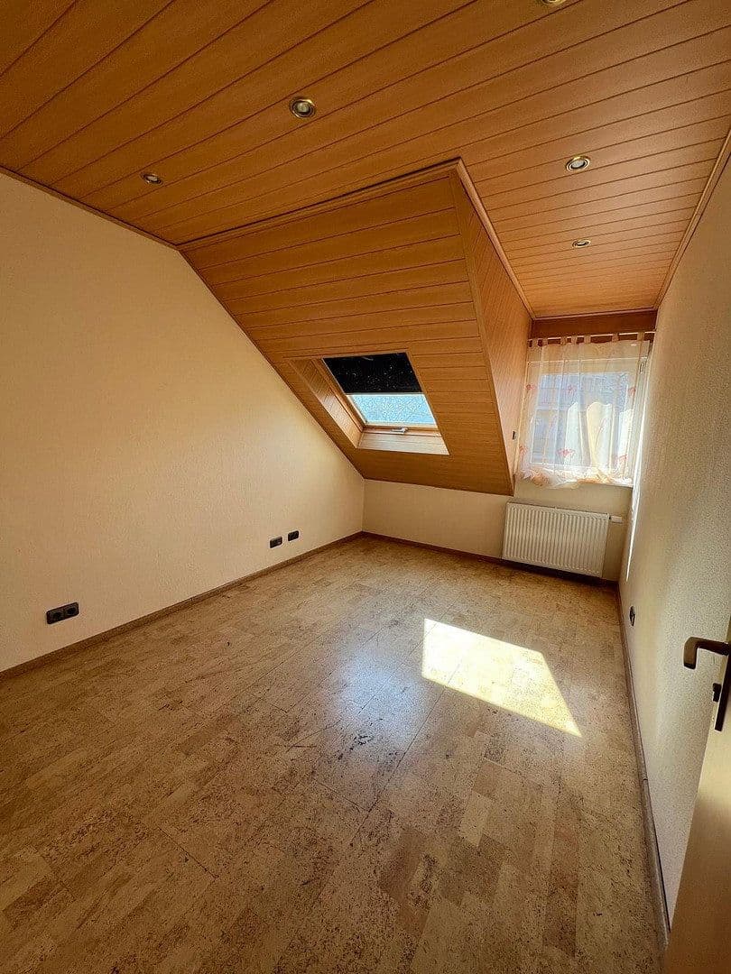 Predaj domu 159 m², pozemok 277 m², Kelsterbach, Hesensko Predaj domu 159 m², pozemok 277 m², Kelsterbach, Hesensko