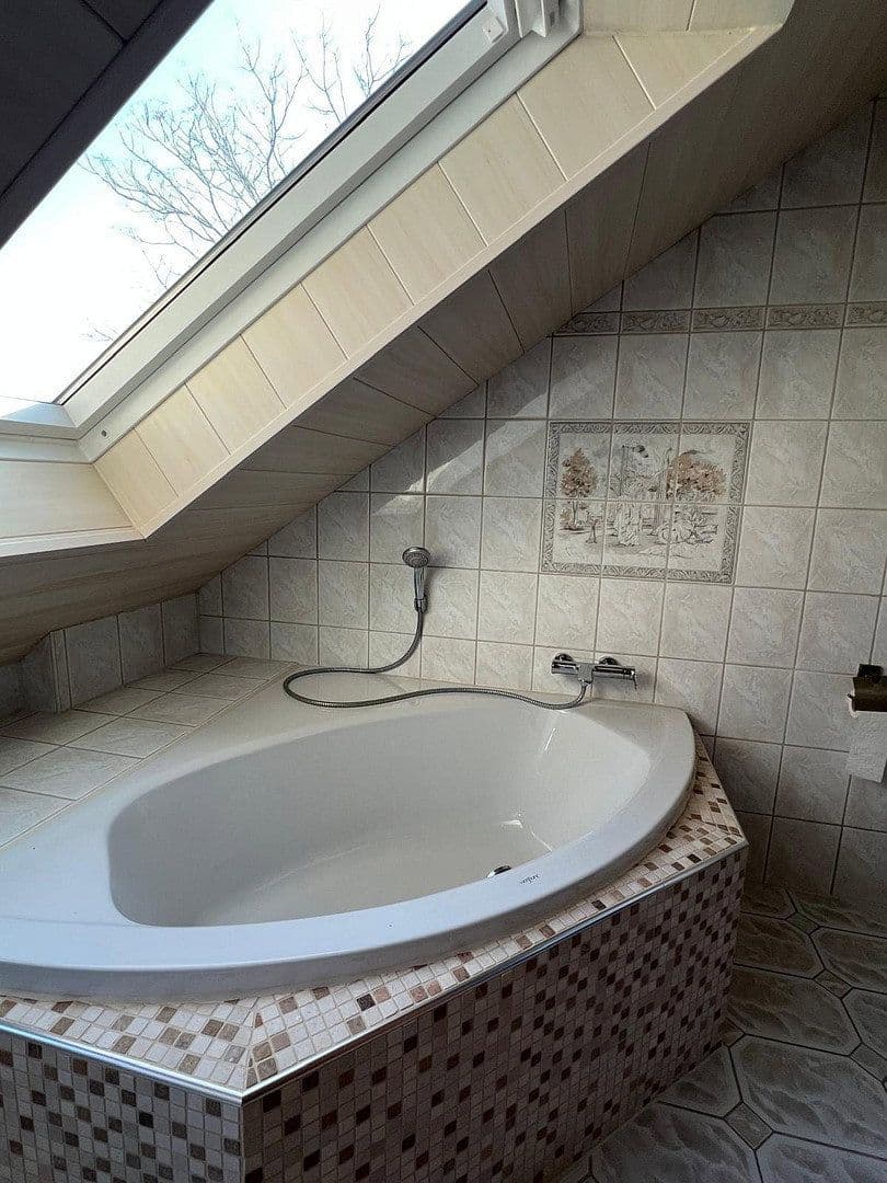 Predaj domu 159 m², pozemok 277 m², Kelsterbach, Hesensko Predaj domu 159 m², pozemok 277 m², Kelsterbach, Hesensko