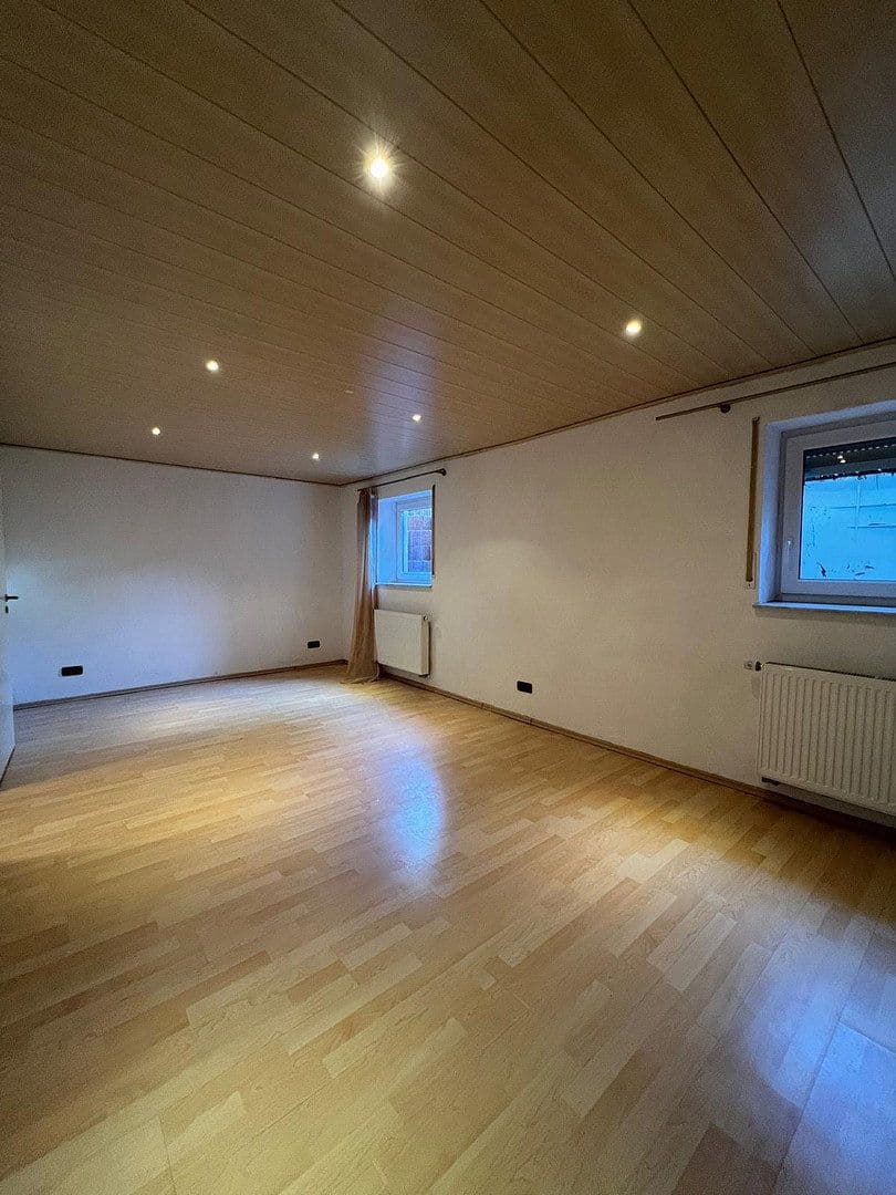 Predaj domu 159 m², pozemok 277 m², Kelsterbach, Hesensko Predaj domu 159 m², pozemok 277 m², Kelsterbach, Hesensko
