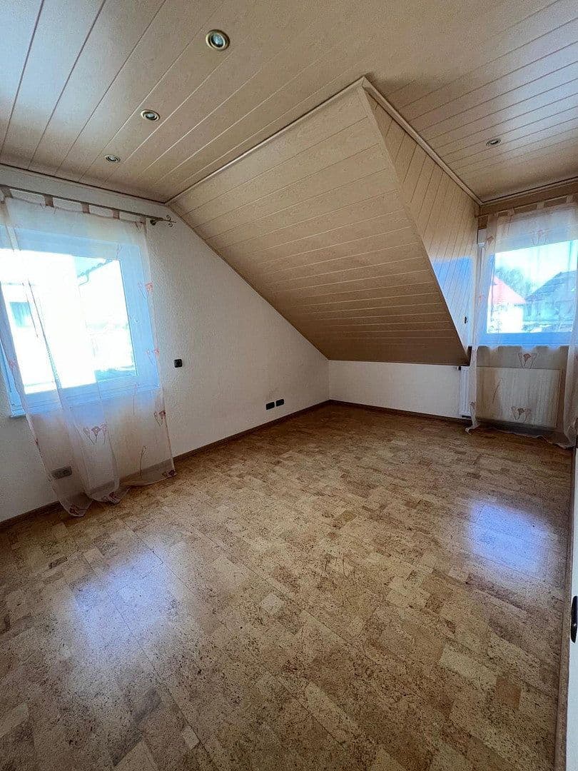 Predaj domu 159 m², pozemok 277 m², Kelsterbach, Hesensko Predaj domu 159 m², pozemok 277 m², Kelsterbach, Hesensko