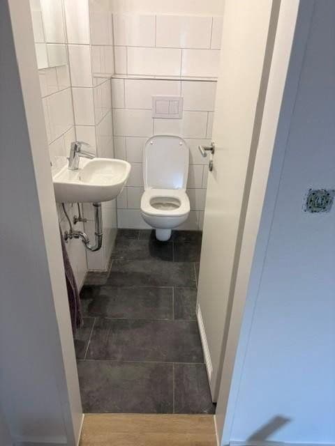 Prenájom bytu 3-izbový 90 m², Barsinghausen, Dolné Sasko Prenájom bytu 3-izbový 90 m², Barsinghausen, Dolné Sasko