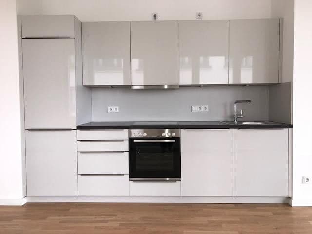 Prenájom bytu 2-izbový 53 m², Gabriele-Tergit-Promenade 21, Berlin, Berlín Prenájom bytu 2-izbový 53 m², Gabriele-Tergit-Promenade 21, Berlin, Berlín