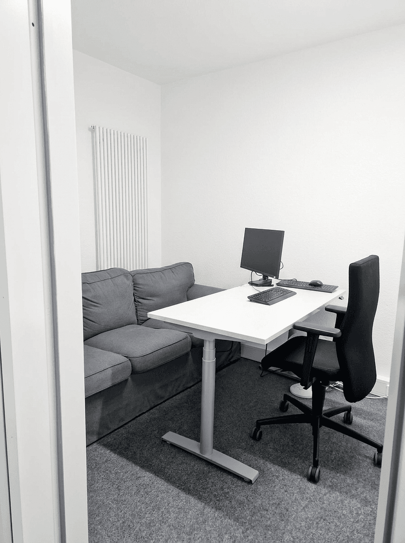 Prenájom kancelárie 208 m², Osterholzer Heerstraße 125-127, Bremen, Brémy Prenájom kancelárie 208 m², Osterholzer Heerstraße 125-127, Bremen, Brémy