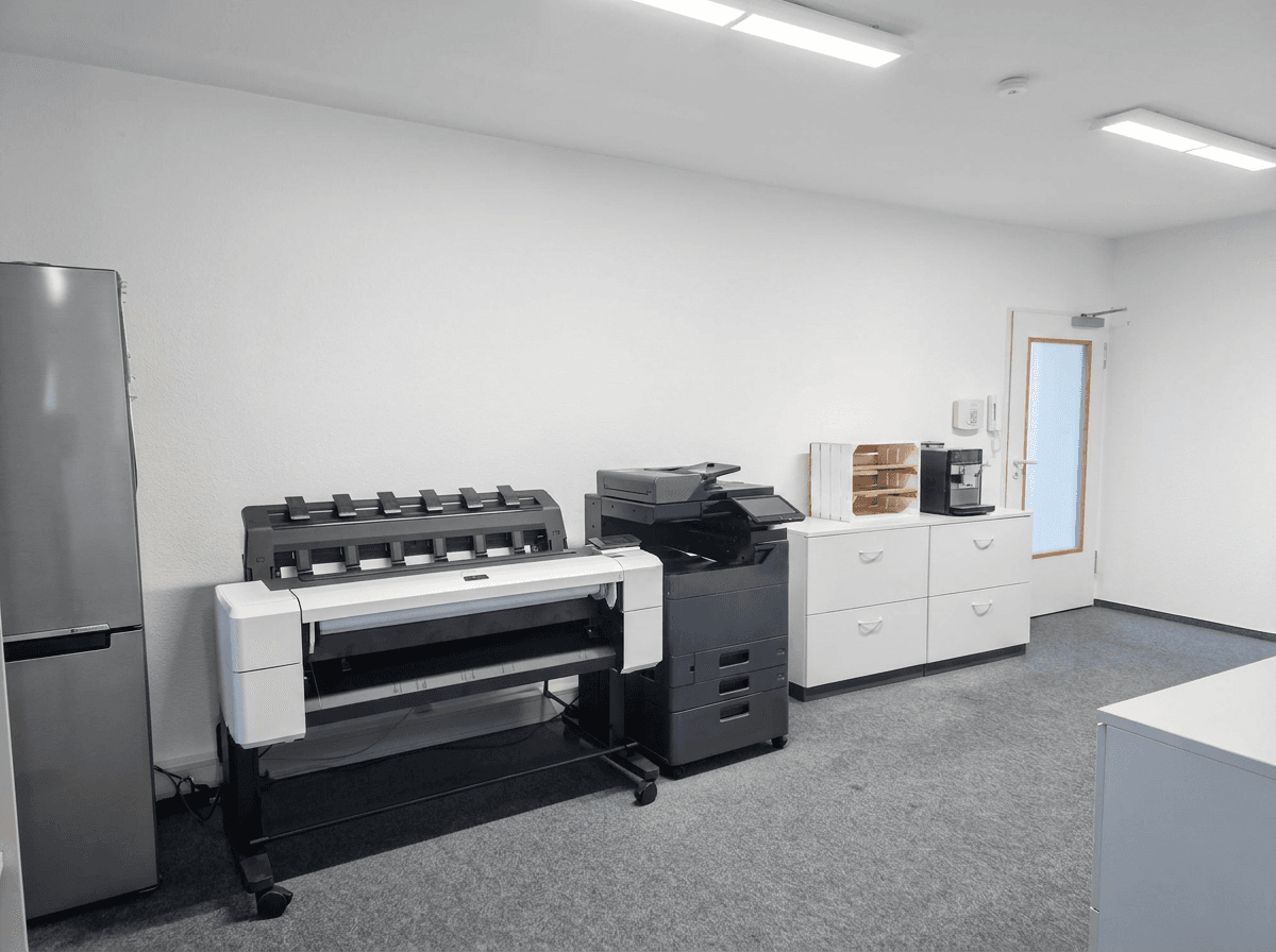 Prenájom kancelárie 208 m², Osterholzer Heerstraße 125-127, Bremen, Brémy Prenájom kancelárie 208 m², Osterholzer Heerstraße 125-127, Bremen, Brémy