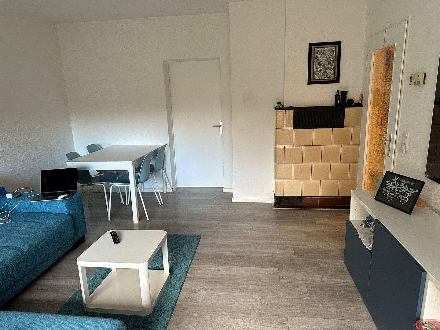 Prenájom bytu 4-izbový 84 m², Röttelnblick 1, Lörrach, Bádensko-Wurttembersko Prenájom bytu 4-izbový 84 m², Röttelnblick 1, Lörrach, Bádensko-Wurttembersko