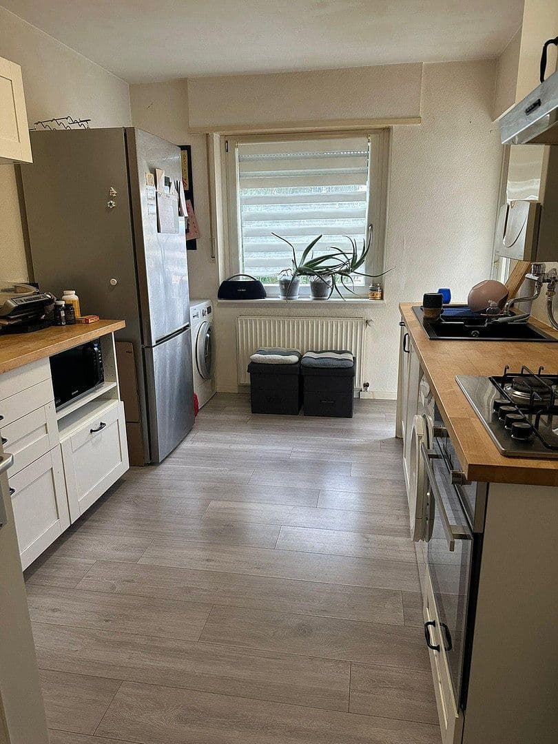 Prenájom bytu 4-izbový 84 m², Röttelnblick 1, Lörrach, Bádensko-Wurttembersko Prenájom bytu 4-izbový 84 m², Röttelnblick 1, Lörrach, Bádensko-Wurttembersko