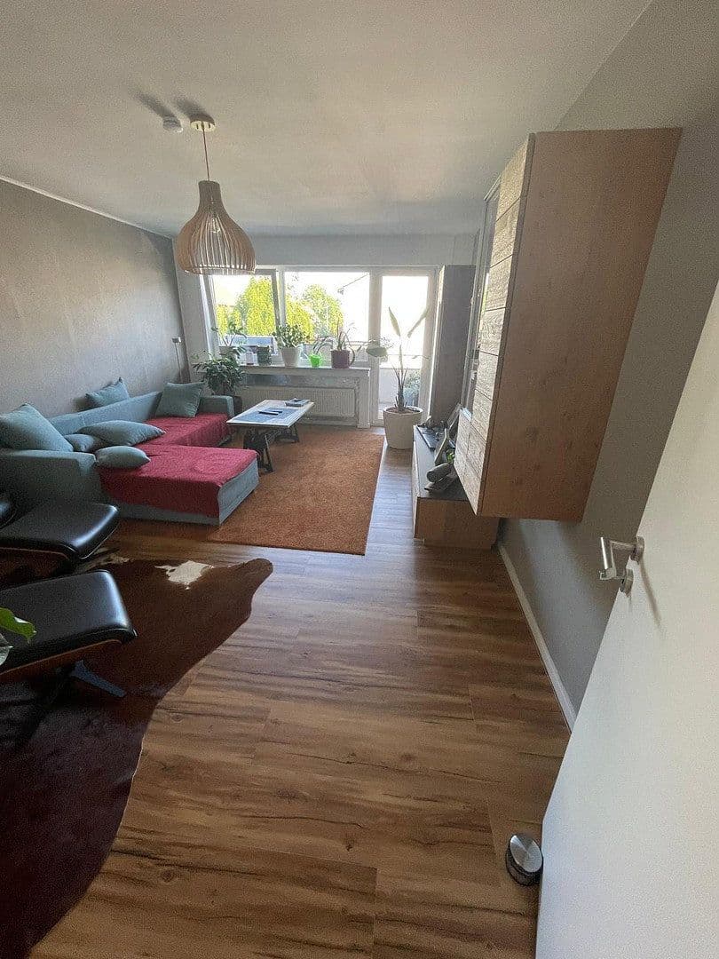 Prenájom bytu 2-izbový 60 m², Wesseling, Severné Porýnie - Westfálsko Prenájom bytu 2-izbový 60 m², Wesseling, Severné Porýnie - Westfálsko