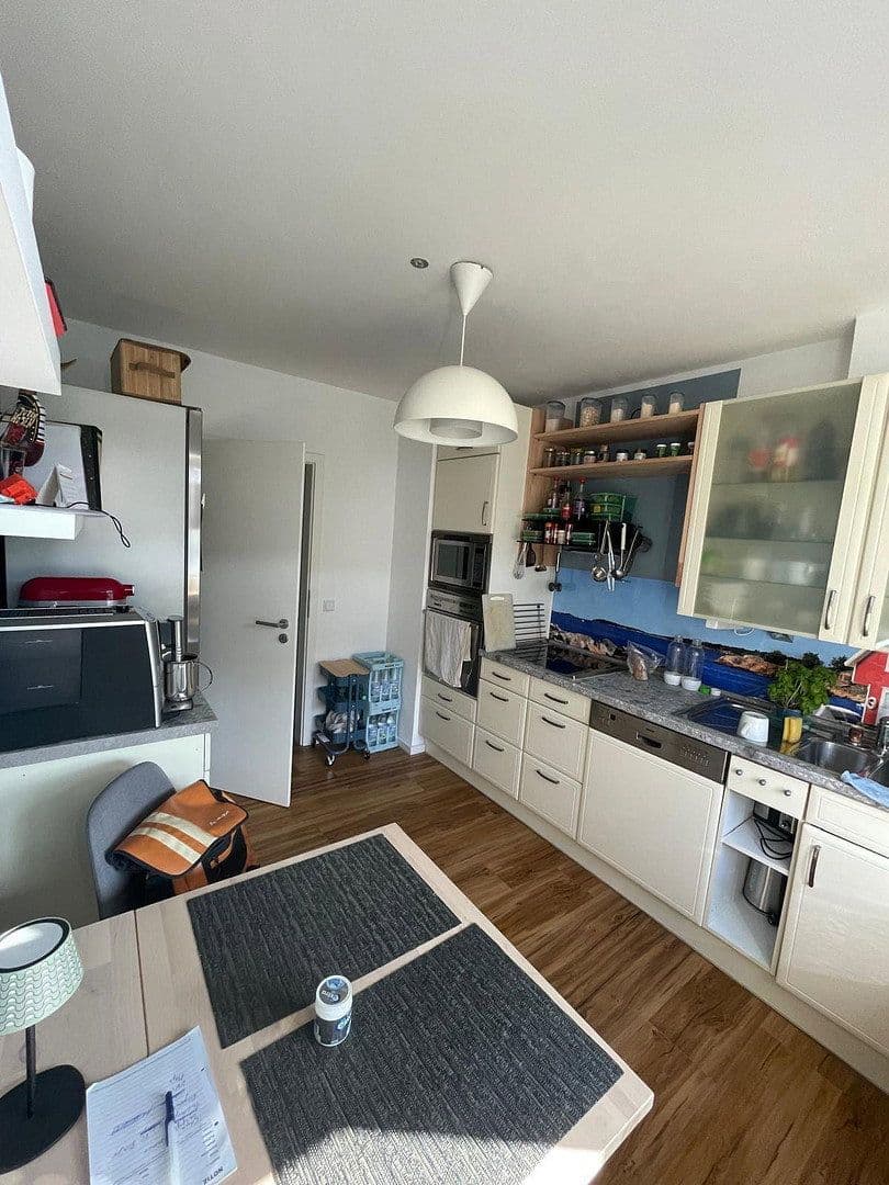 Prenájom bytu 2-izbový 60 m², Wesseling, Severné Porýnie - Westfálsko Prenájom bytu 2-izbový 60 m², Wesseling, Severné Porýnie - Westfálsko