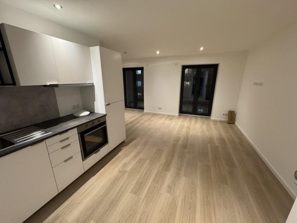 Prenájom bytu 1-izbový 24 m², Worringer Str. 86, Düsseldorf, Severné Porýnie - Westfálsko Prenájom bytu 1-izbový 24 m², Worringer Str. 86, Düsseldorf, Severné Porýnie - Westfálsko