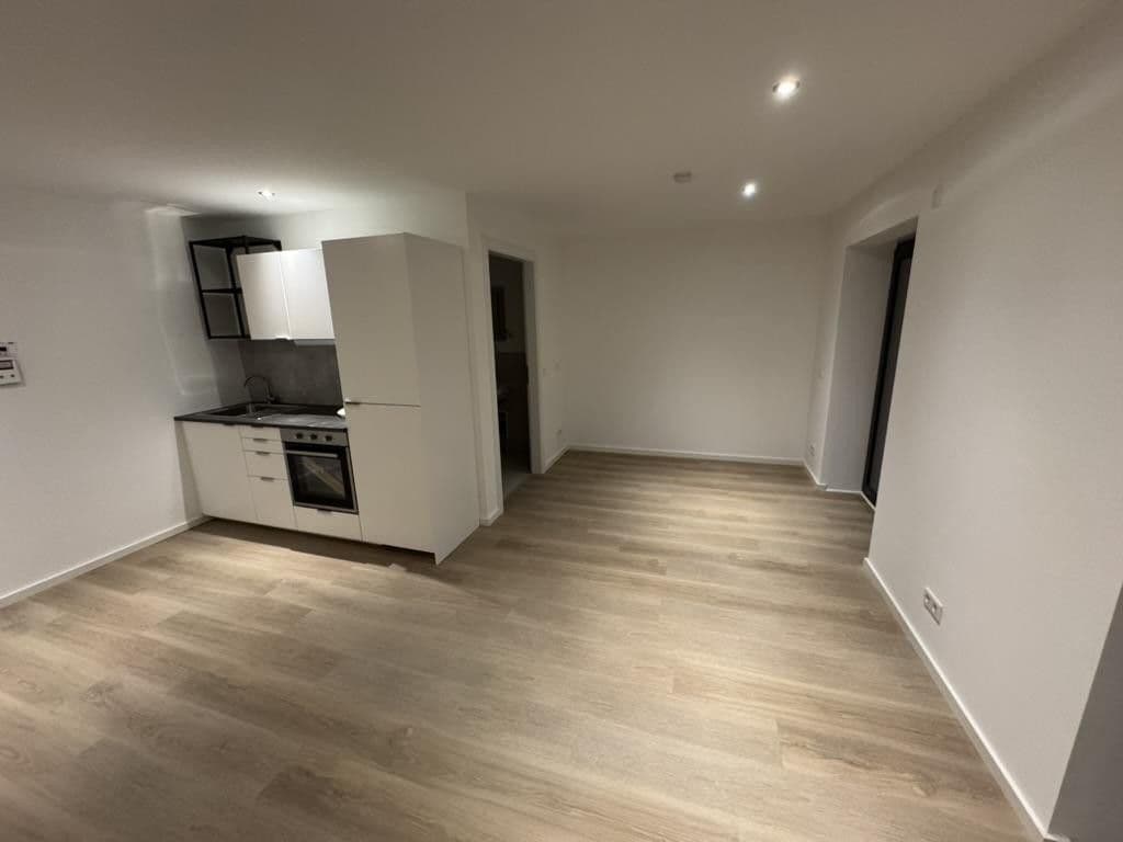 Prenájom bytu 1-izbový 24 m², Worringer Str. 86, Düsseldorf, Severné Porýnie - Westfálsko Prenájom bytu 1-izbový 24 m², Worringer Str. 86, Düsseldorf, Severné Porýnie - Westfálsko