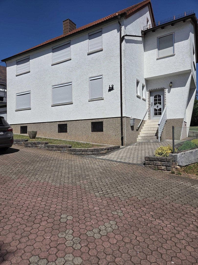 Predaj domu 151 m², pozemok 485 m², Schiffweiler, Sársko Predaj domu 151 m², pozemok 485 m², Schiffweiler, Sársko