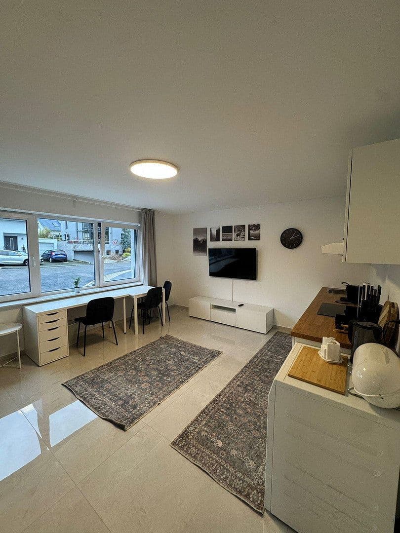 Prenájom bytu 1-izbový 33 m², Leverkusen, Severné Porýnie - Westfálsko Prenájom bytu 1-izbový 33 m², Leverkusen, Severné Porýnie - Westfálsko