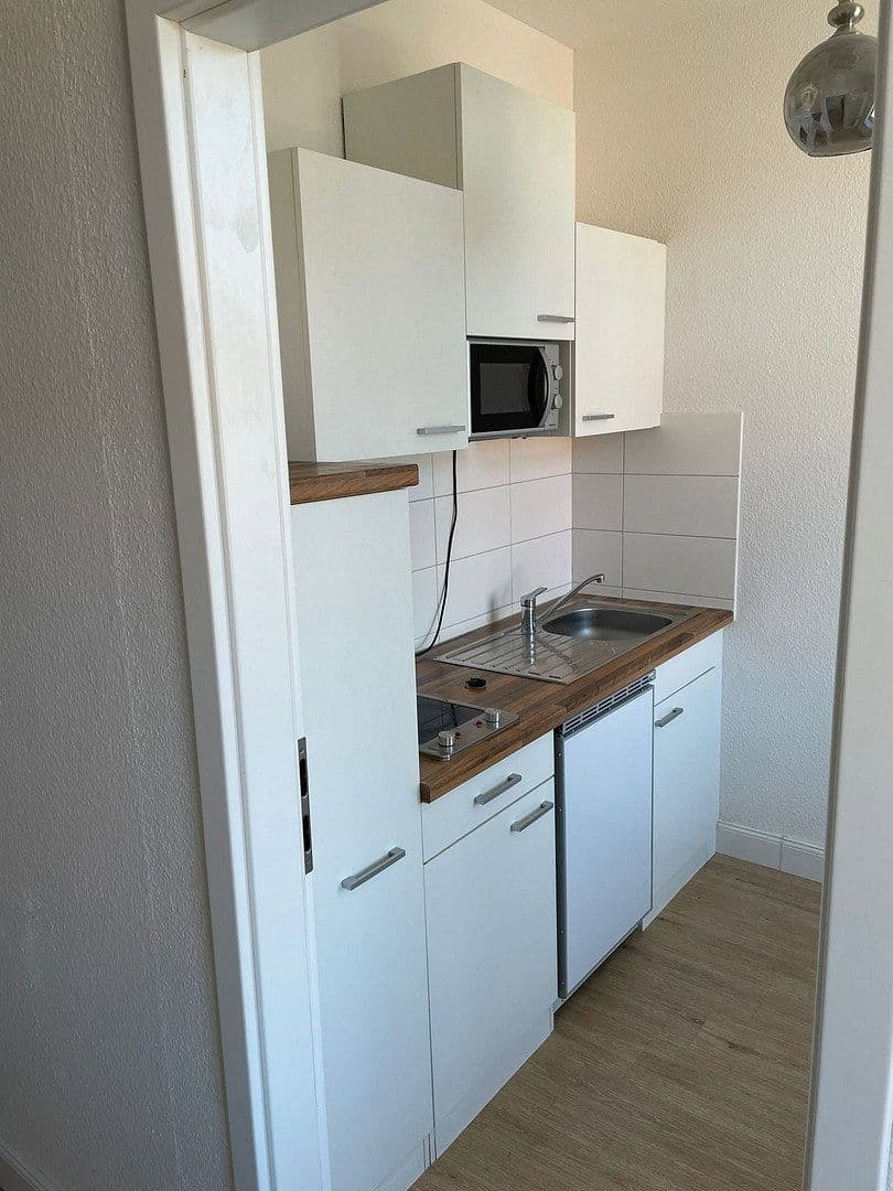 Prenájom bytu 1-izbový 26 m², Wurzner Straße 77B, Leipzig, Sasko Prenájom bytu 1-izbový 26 m², Wurzner Straße 77B, Leipzig, Sasko