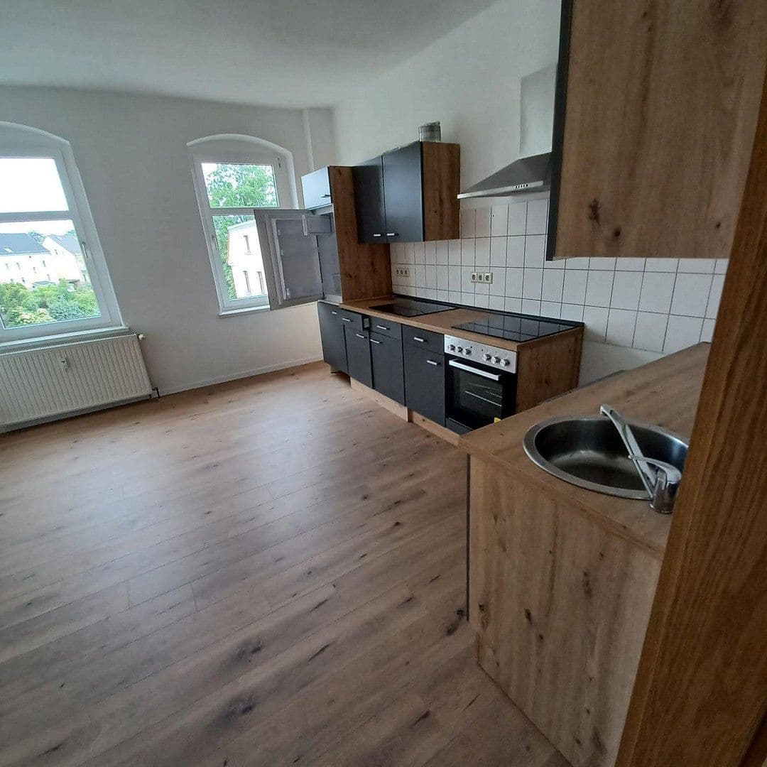 Prenájom bytu 2-izbový 67 m², Lengenfelder Straße 39, Zwickau, Sasko Prenájom bytu 2-izbový 67 m², Lengenfelder Straße 39, Zwickau, Sasko