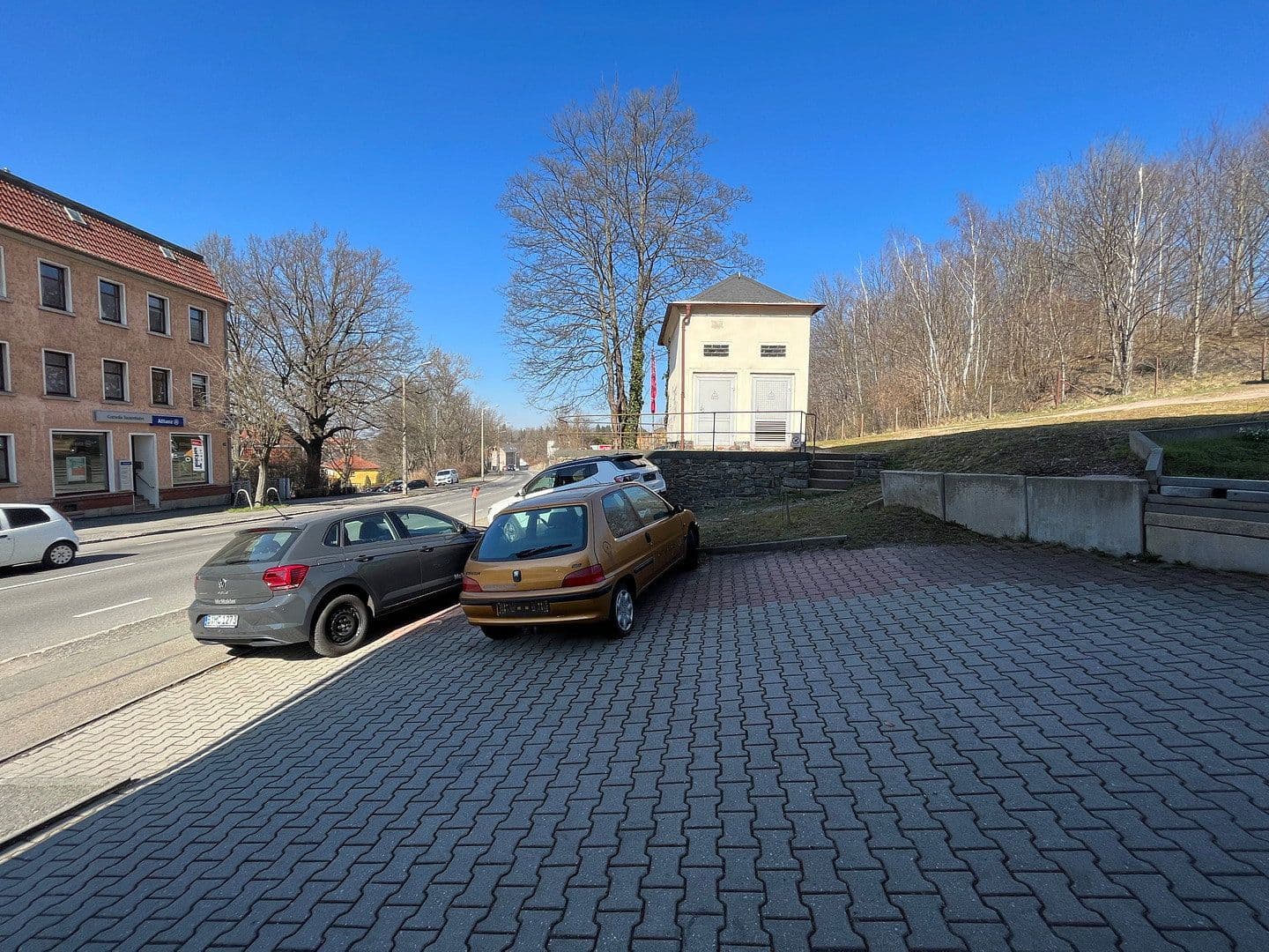 Prenájom bytu 2-izbový 67 m², Lengenfelder Straße 39, Zwickau, Sasko Prenájom bytu 2-izbový 67 m², Lengenfelder Straße 39, Zwickau, Sasko