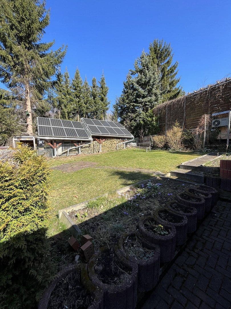 Prenájom bytu 2-izbový 67 m², Lengenfelder Straße 39, Zwickau, Sasko Prenájom bytu 2-izbový 67 m², Lengenfelder Straße 39, Zwickau, Sasko