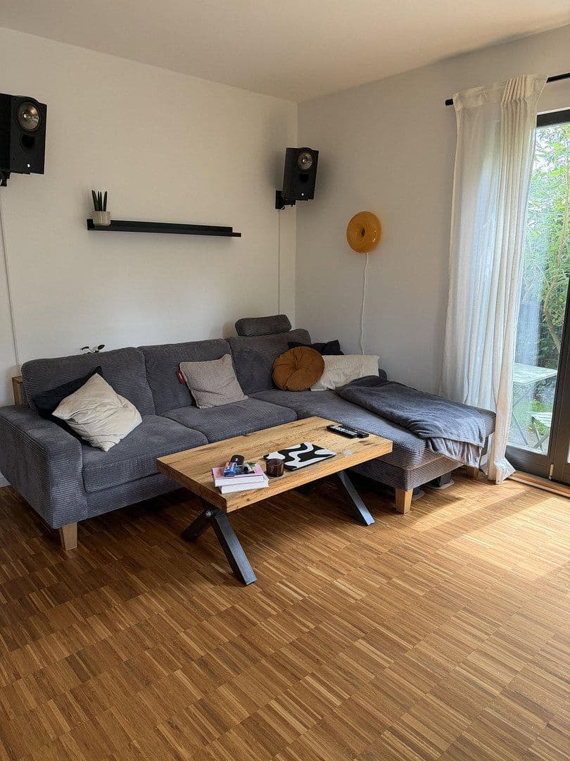 Prenájom bytu 2-izbový 70 m², Hamburg OT Bahrenfeld, Hamburg Prenájom bytu 2-izbový 70 m², Hamburg OT Bahrenfeld, Hamburg
