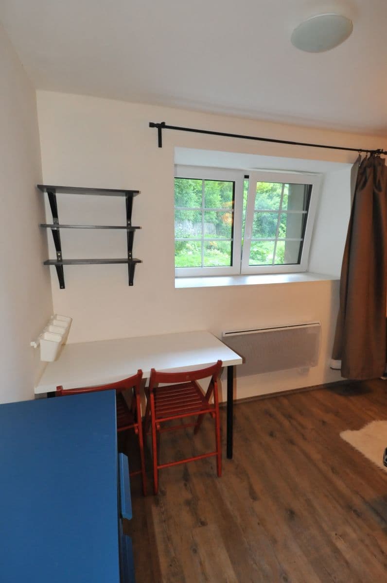 Prenájom bytu 1-izbový 20 m², Na Cikánce, Praha, Praha Prenájom bytu 1-izbový 20 m², Na Cikánce, Praha, Praha