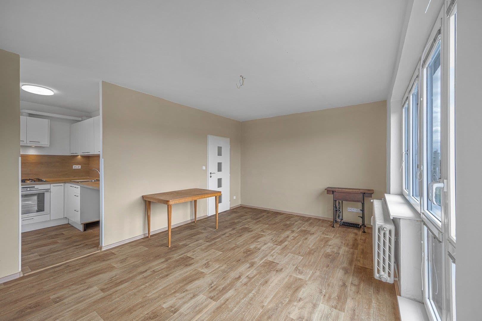 Prenájom bytu 3-izbový 56 m², Svojšovická, Praha, Praha Prenájom bytu 3-izbový 56 m², Svojšovická, Praha, Praha