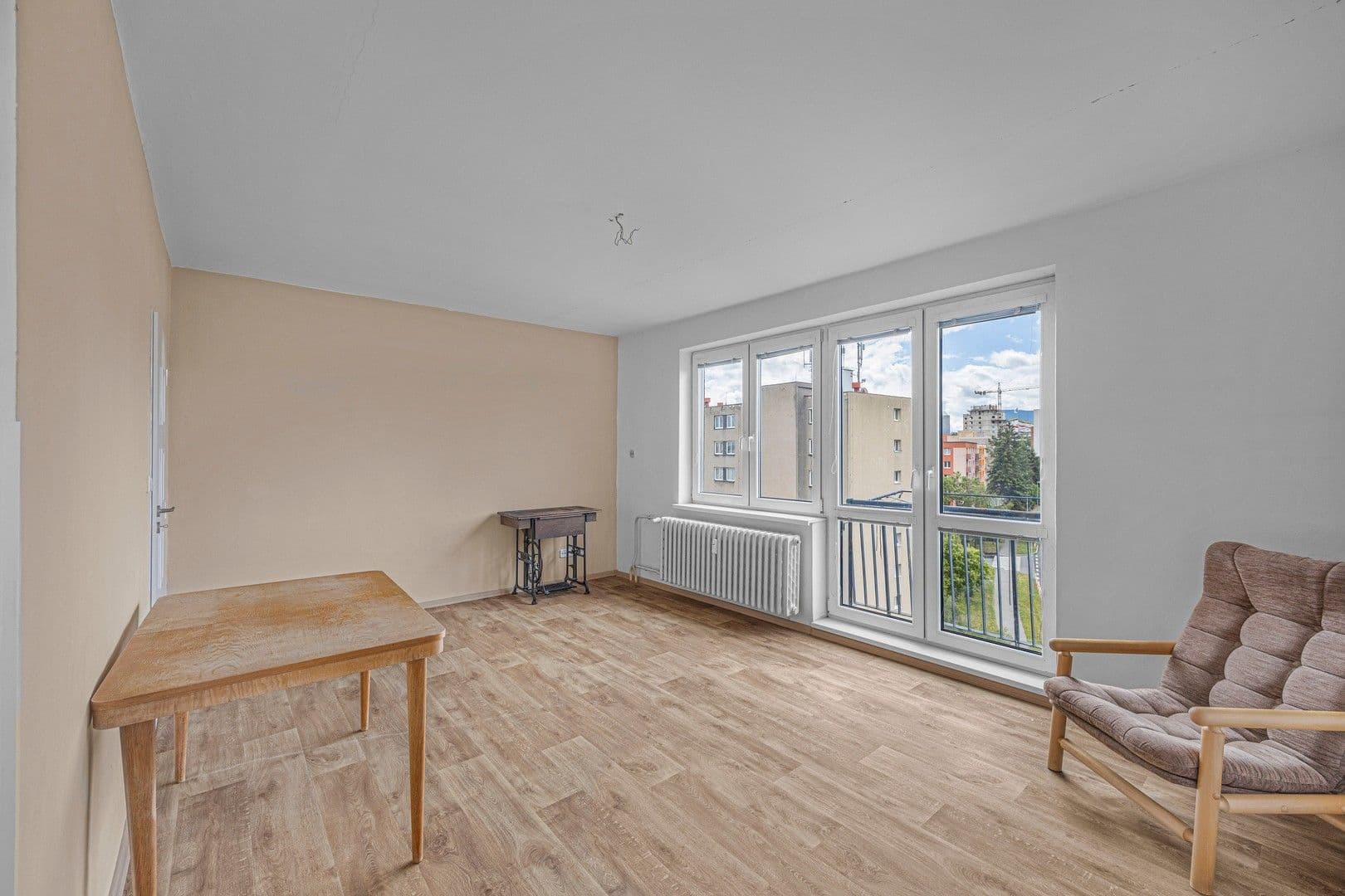 Prenájom bytu 3-izbový 56 m², Svojšovická, Praha, Praha Prenájom bytu 3-izbový 56 m², Svojšovická, Praha, Praha