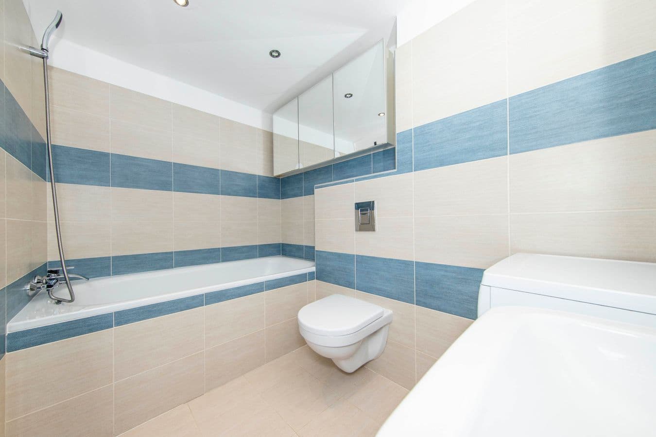 Prenájom bytu 1-izbový 35 m², U Sladovny, Praha, Praha Prenájom bytu 1-izbový 35 m², U Sladovny, Praha, Praha