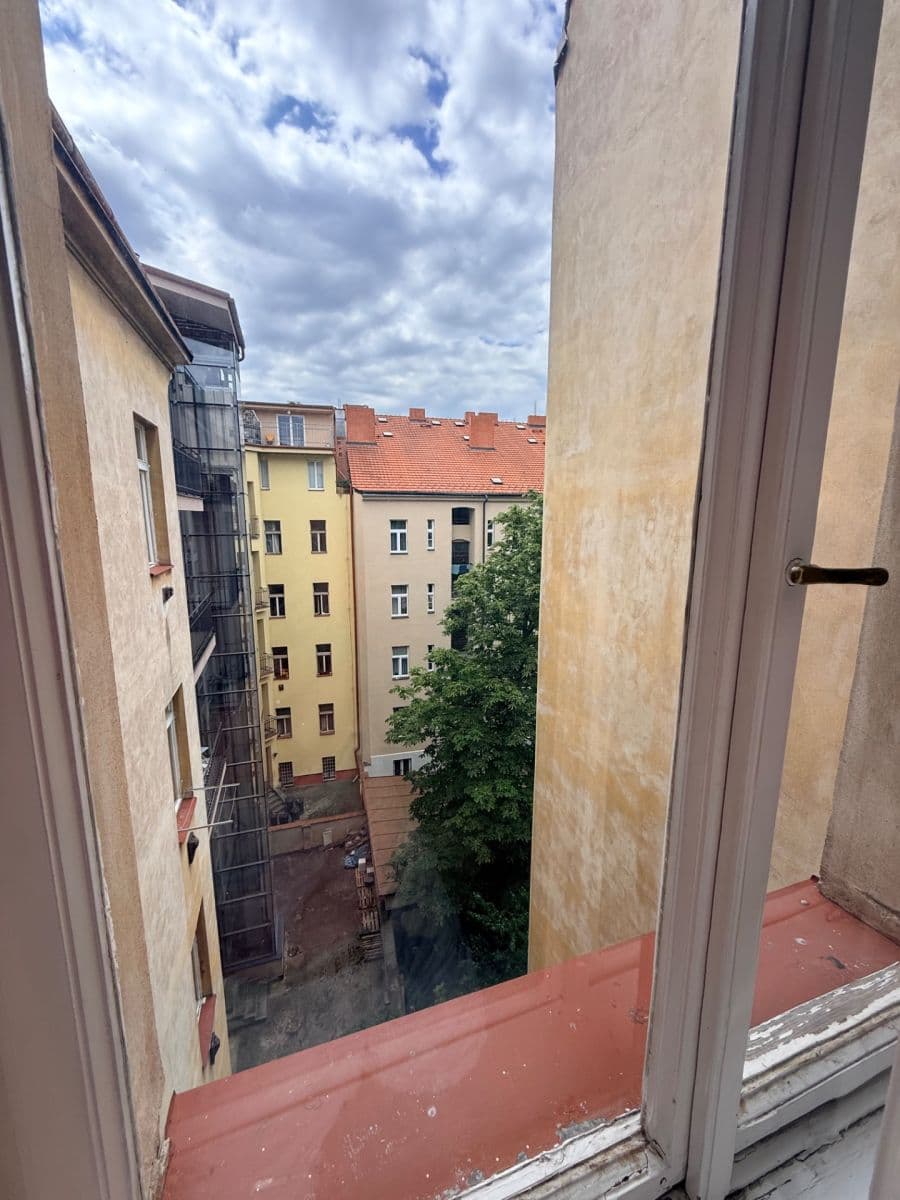 Prenájom bytu 3-izbový 75 m², Malířská, Praha, Praha Prenájom bytu 3-izbový 75 m², Malířská, Praha, Praha