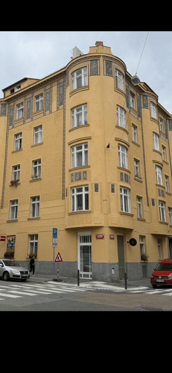 Prenájom bytu 3-izbový 75 m², Malířská, Praha, Praha Prenájom bytu 3-izbový 75 m², Malířská, Praha, Praha