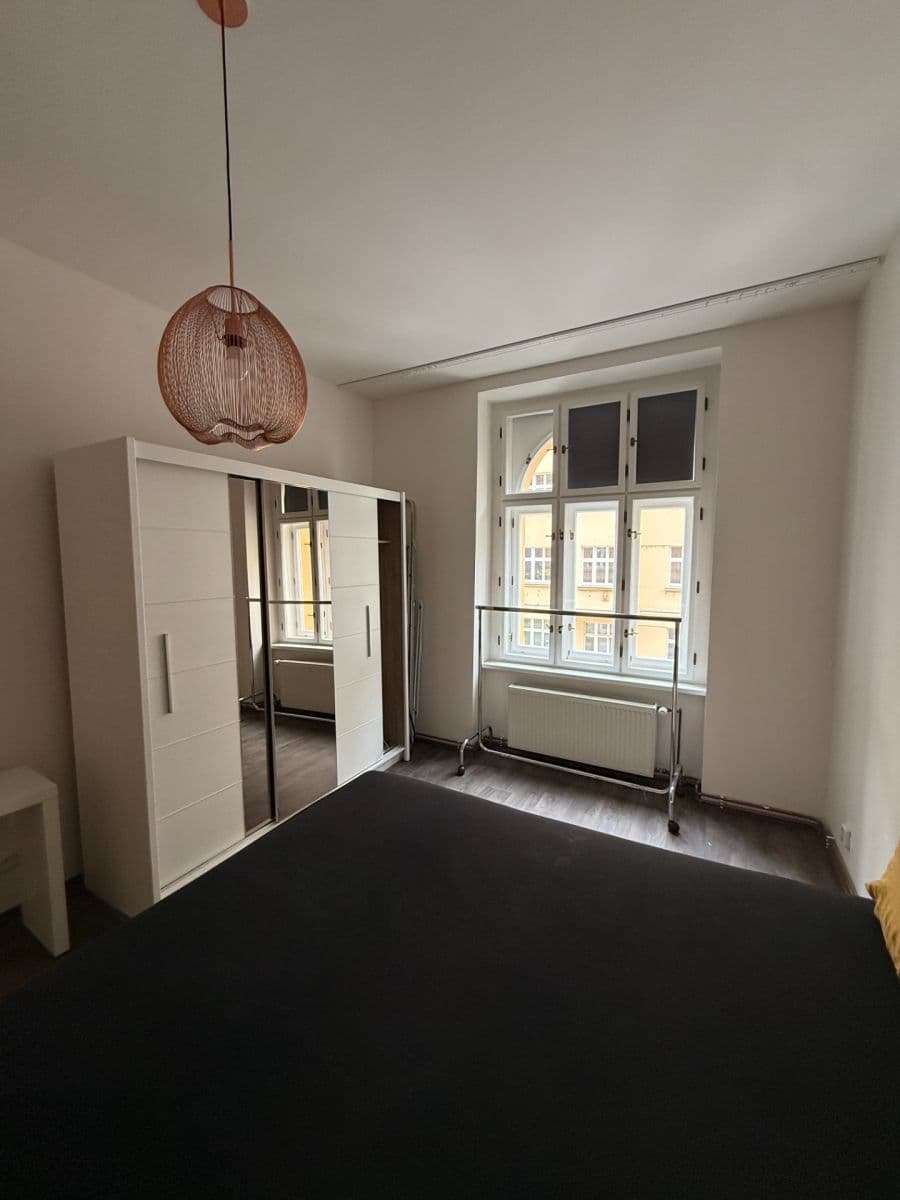 Prenájom bytu 2-izbový 58 m², Schnirchova, Praha, Praha Prenájom bytu 2-izbový 58 m², Schnirchova, Praha, Praha