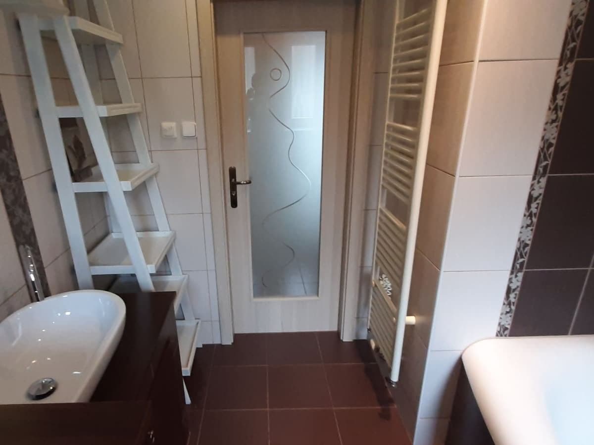 Predaj bytu 2-izbový 55 m², Pod Školou, Ústí nad Labem, Ústecký kraj Predaj bytu 2-izbový 55 m², Pod Školou, Ústí nad Labem, Ústecký kraj