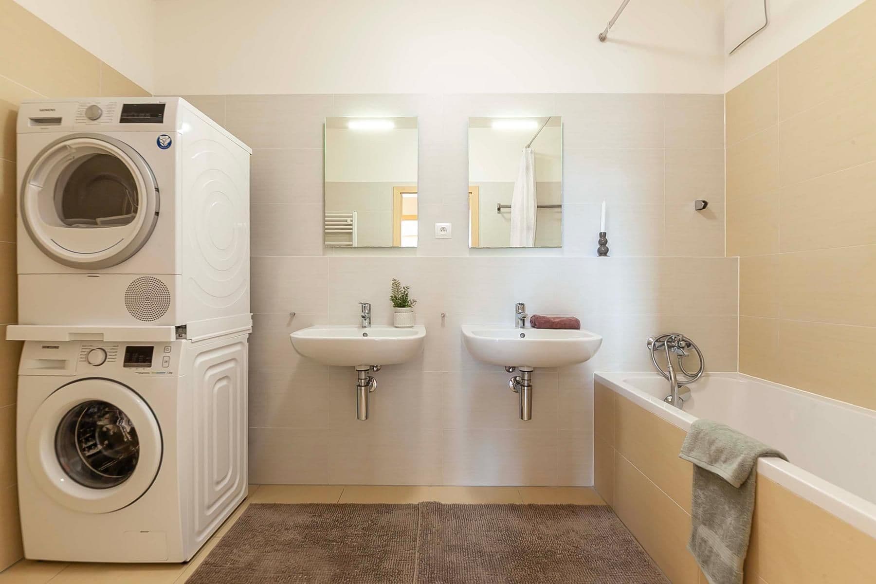 Predaj bytu 3-izbový 103 m², Chmelařská, Praha, Praha Predaj bytu 3-izbový 103 m², Chmelařská, Praha, Praha