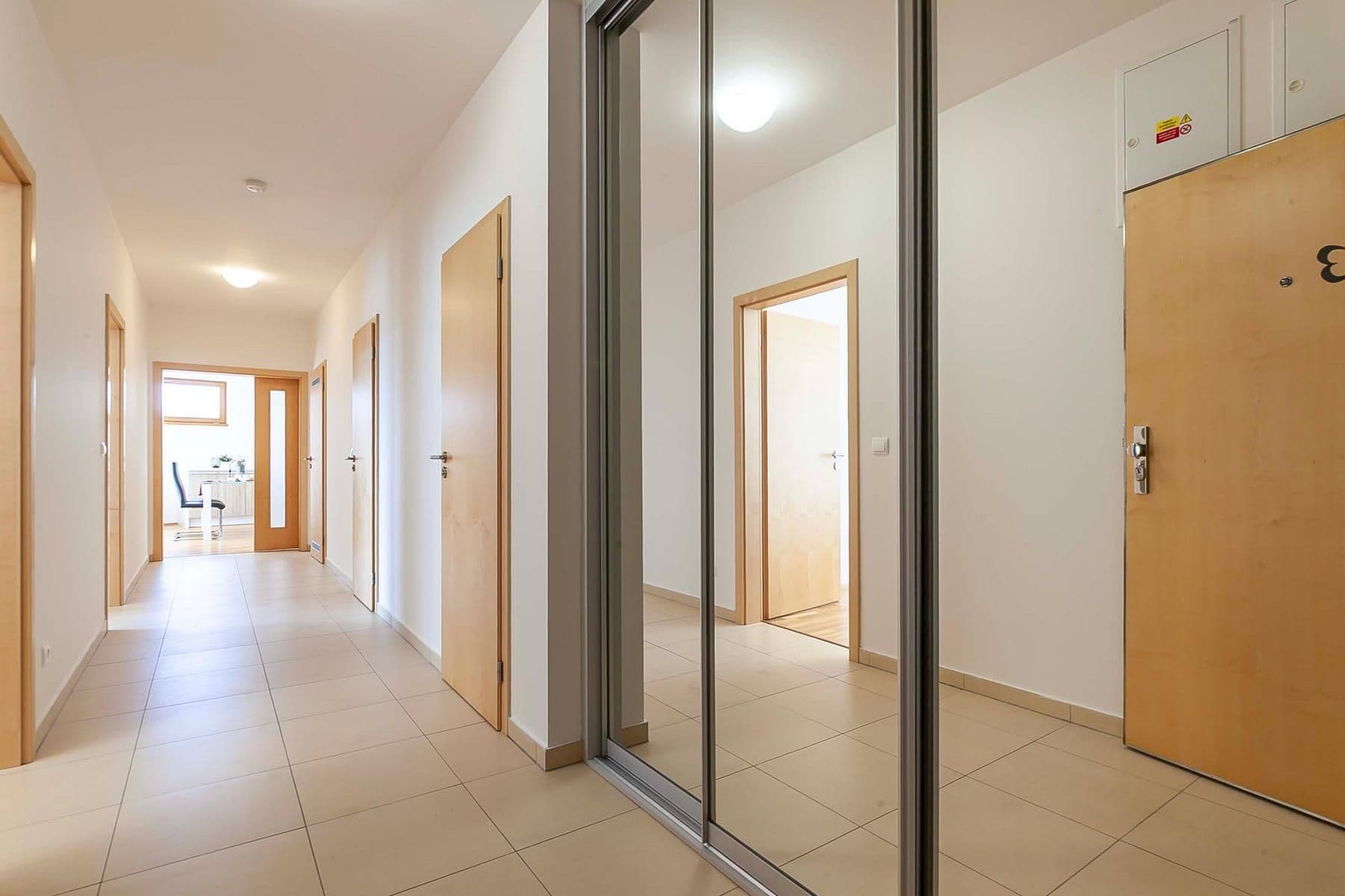 Predaj bytu 3-izbový 103 m², Chmelařská, Praha, Praha Predaj bytu 3-izbový 103 m², Chmelařská, Praha, Praha