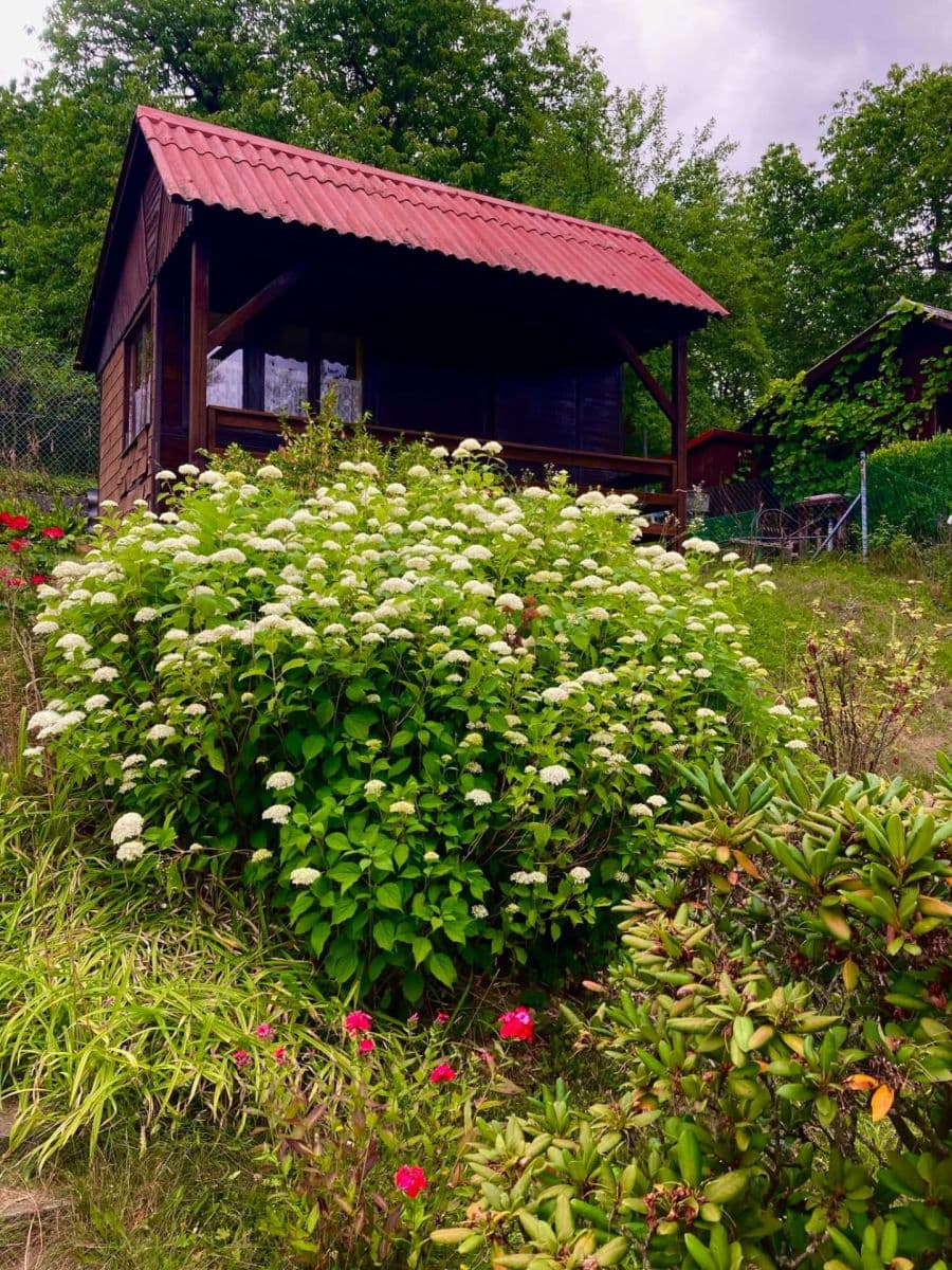 Predaj rekreačného objektu 16 m², pozemok 382 m², Votice, Středočeský kraj Predaj rekreačného objektu 16 m², pozemok 382 m², Votice, Středočeský kraj