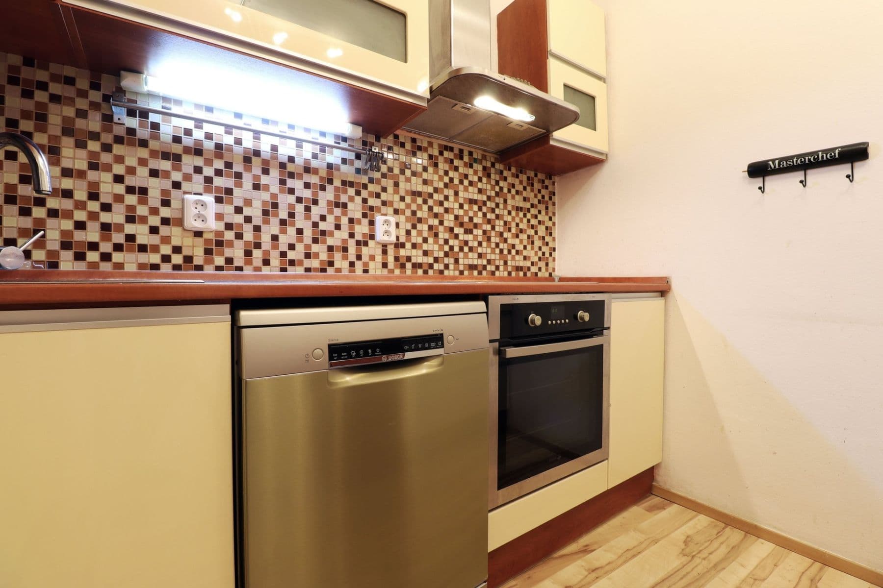 Prenájom bytu 2-izbový 65 m², Nuselská, Praha, Praha Prenájom bytu 2-izbový 65 m², Nuselská, Praha, Praha