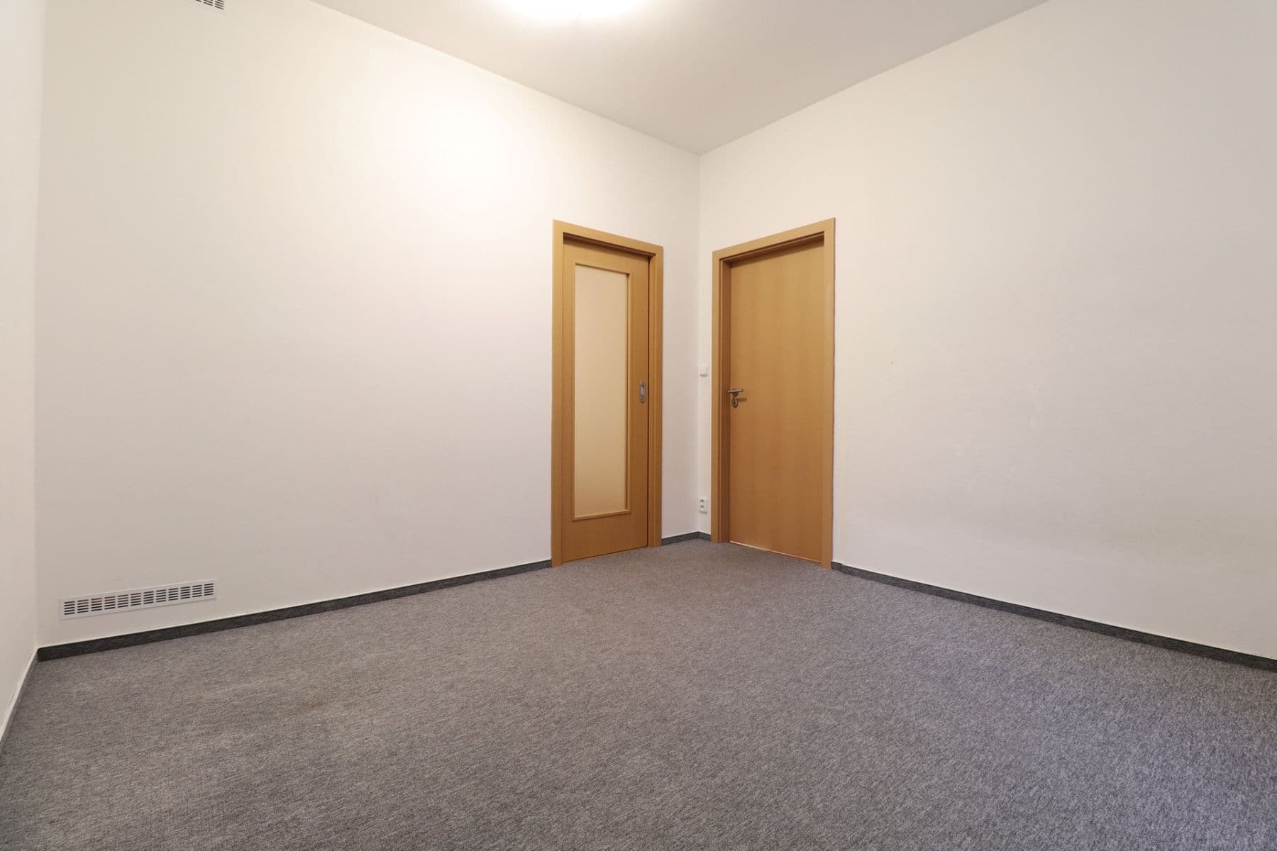 Prenájom bytu 2-izbový 65 m², Nuselská, Praha, Praha Prenájom bytu 2-izbový 65 m², Nuselská, Praha, Praha