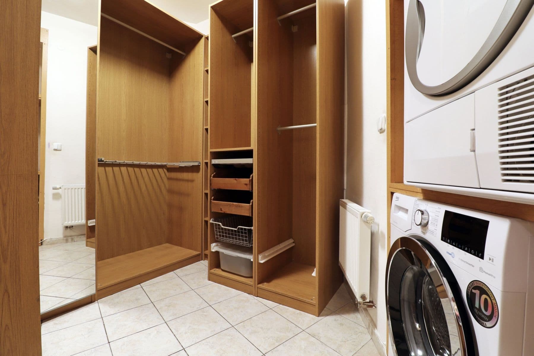 Prenájom bytu 2-izbový 65 m², Nuselská, Praha, Praha Prenájom bytu 2-izbový 65 m², Nuselská, Praha, Praha
