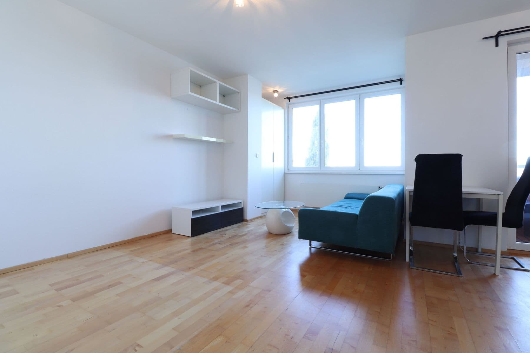 Prenájom bytu 1-izbový 43 m², Tlumačovská, Praha, Praha Prenájom bytu 1-izbový 43 m², Tlumačovská, Praha, Praha