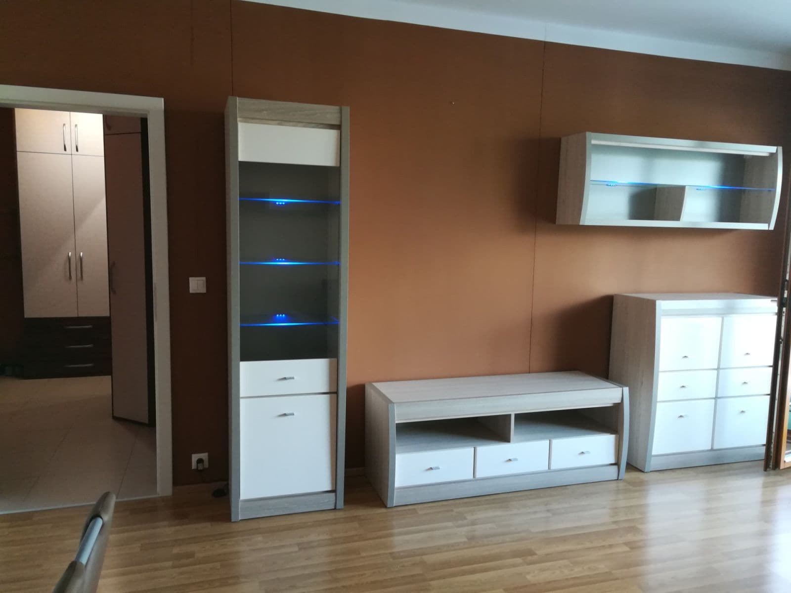 Prenájom bytu 2-izbový 55 m², Československého exilu, Praha, Praha Prenájom bytu 2-izbový 55 m², Československého exilu, Praha, Praha