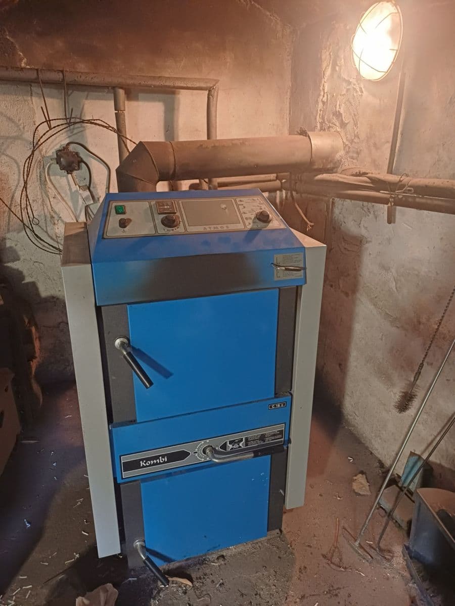 Predaj rekreačného objektu 70 m², pozemok 963 m², Solenice, Středočeský kraj Predaj rekreačného objektu 70 m², pozemok 963 m², Solenice, Středočeský kraj