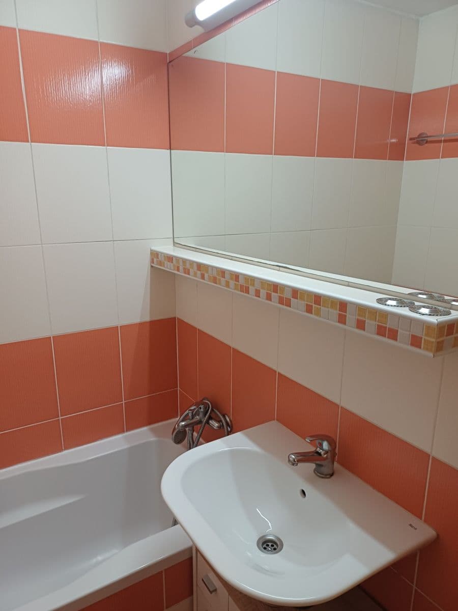 Prenájom bytu 2-izbový 35 m², Venhudova, Brno, Jihomoravský kraj Prenájom bytu 2-izbový 35 m², Venhudova, Brno, Jihomoravský kraj
