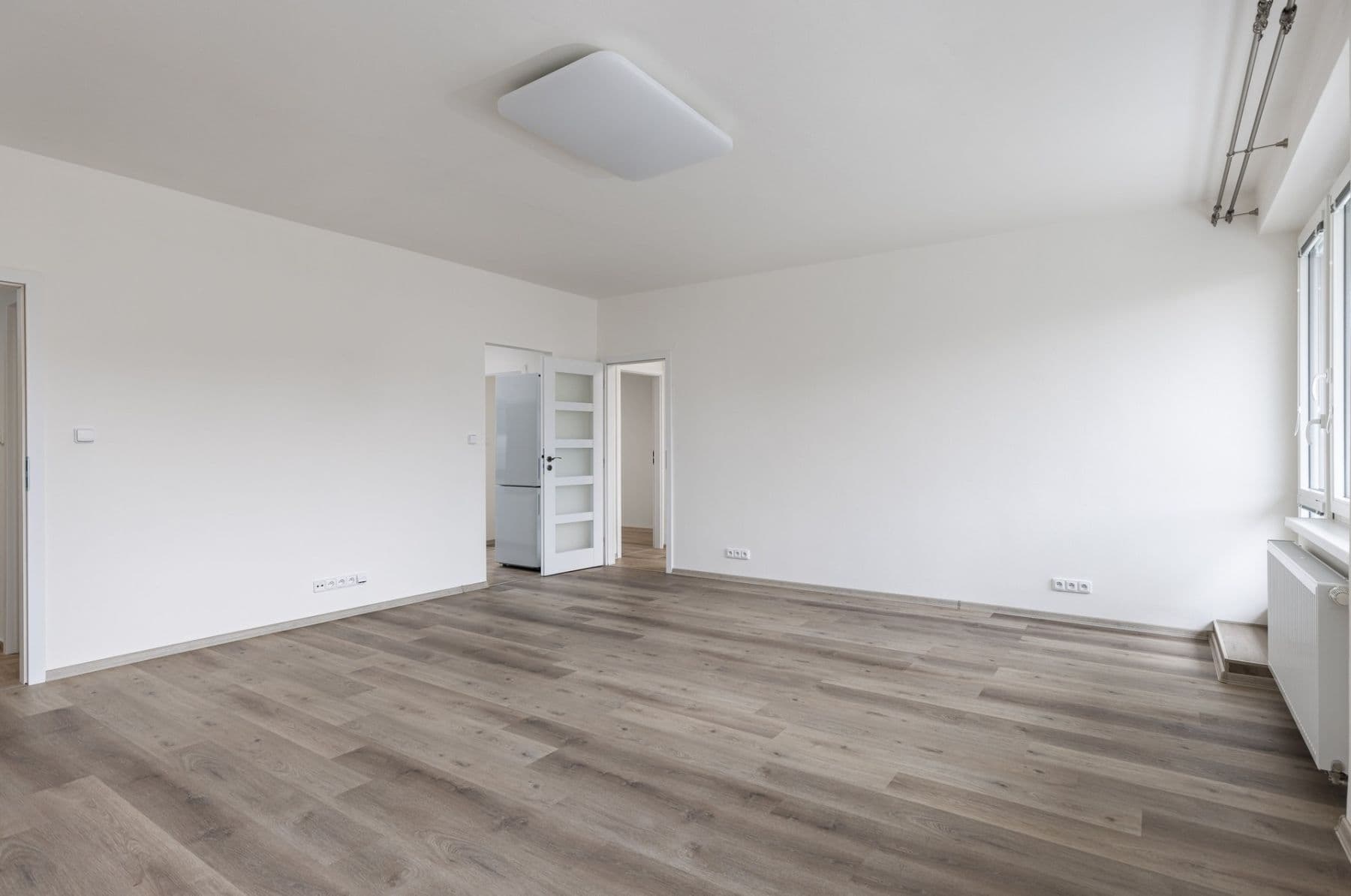 Prenájom bytu 2-izbový 74 m², Trojská, Praha, Praha Prenájom bytu 2-izbový 74 m², Trojská, Praha, Praha