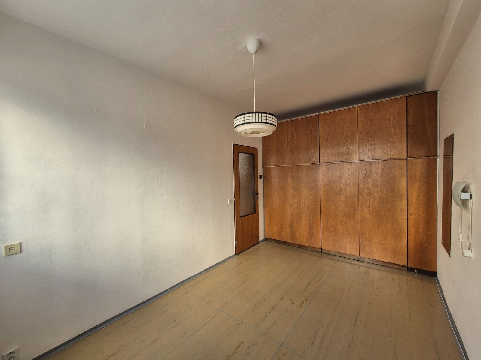 Prenájom bytu 2-izbový 74 m², Na Mlejnku, Praha, Praha Prenájom bytu 2-izbový 74 m², Na Mlejnku, Praha, Praha