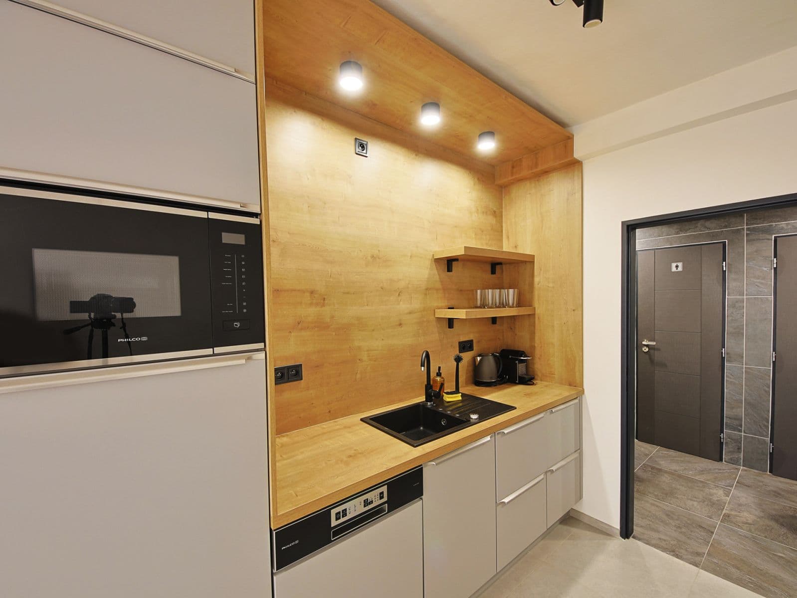 Predaj kancelárie 101 m², Peroutkova, Praha, Praha Predaj kancelárie 101 m², Peroutkova, Praha, Praha
