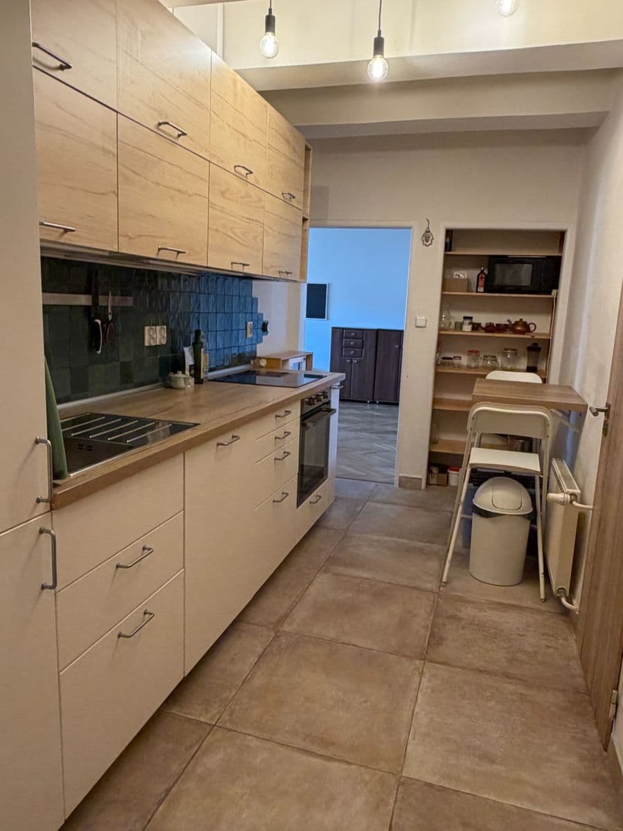 Prenájom bytu 2-izbový 48 m², Hartigova, Praha, Praha Prenájom bytu 2-izbový 48 m², Hartigova, Praha, Praha