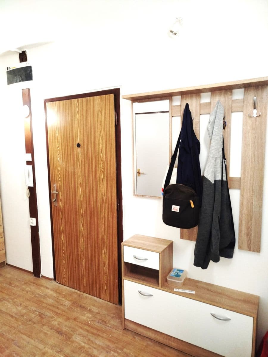 Prenájom bytu 2-izbový 45 m², Hráského, Praha, Praha Prenájom bytu 2-izbový 45 m², Hráského, Praha, Praha