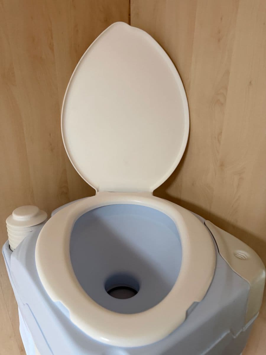 Predaj rekreačného objektu 30 m², pozemok 1.000 m², 33333, Zásmuky, Středočeský kraj Predaj rekreačného objektu 30 m², pozemok 1.000 m², 33333, Zásmuky, Středočeský kraj