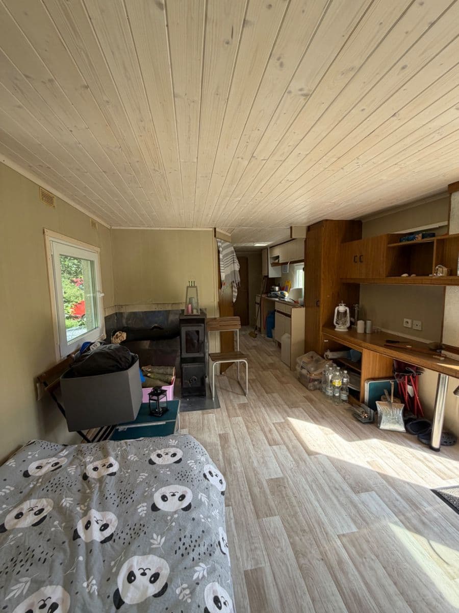 Predaj rekreačného objektu 30 m², pozemok 1.000 m², 33333, Zásmuky, Středočeský kraj Predaj rekreačného objektu 30 m², pozemok 1.000 m², 33333, Zásmuky, Středočeský kraj