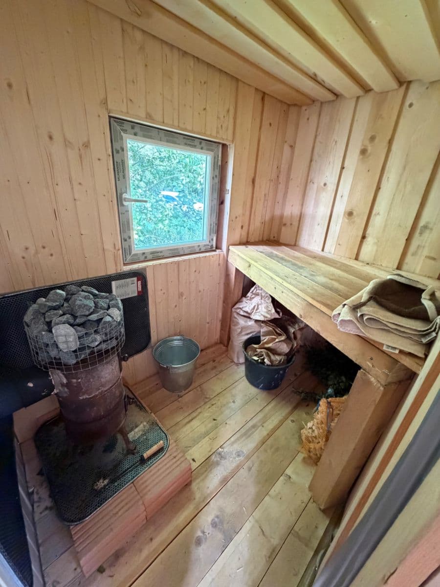 Predaj rekreačného objektu 30 m², pozemok 1.000 m², 33333, Zásmuky, Středočeský kraj Predaj rekreačného objektu 30 m², pozemok 1.000 m², 33333, Zásmuky, Středočeský kraj