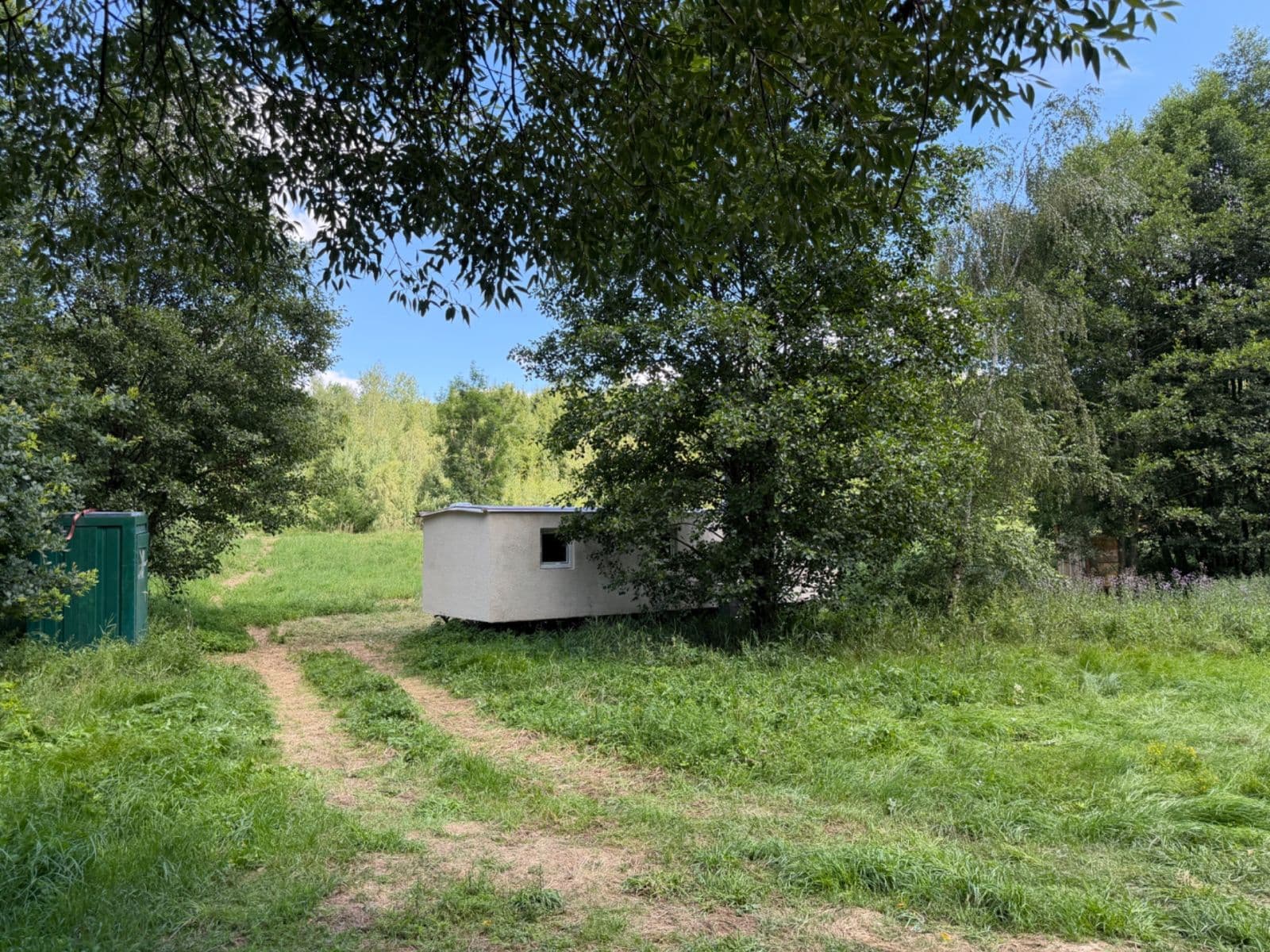 Predaj rekreačného objektu 30 m², pozemok 1.000 m², 33333, Zásmuky, Středočeský kraj Predaj rekreačného objektu 30 m², pozemok 1.000 m², 33333, Zásmuky, Středočeský kraj