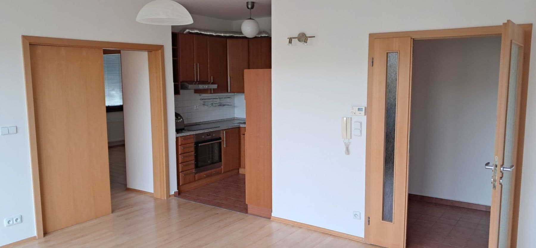 Prenájom bytu 3-izbový 60 m², Čistovická, Praha, Praha Prenájom bytu 3-izbový 60 m², Čistovická, Praha, Praha