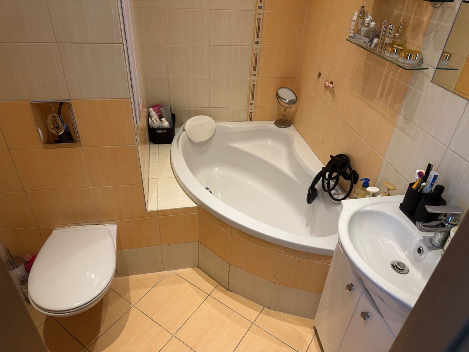 Predaj bytu 1-izbový 35 m², Fragnerova, Olomouc, Olomoucký kraj Predaj bytu 1-izbový 35 m², Fragnerova, Olomouc, Olomoucký kraj